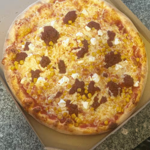 Pizza Bolognese