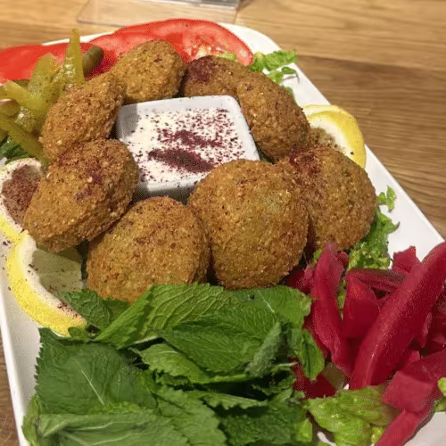 Falafel Teller