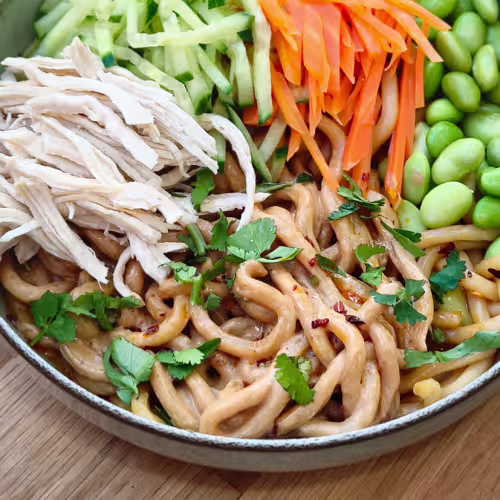 Hühnerfleisch Ban Mian (Udon) mit Sesame Sauce