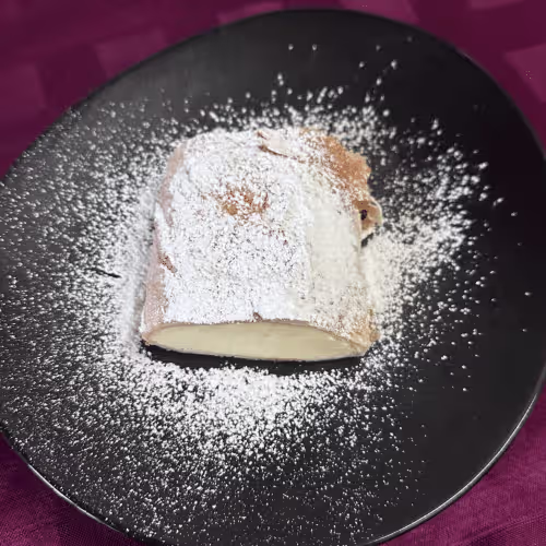 Topfenstrudel