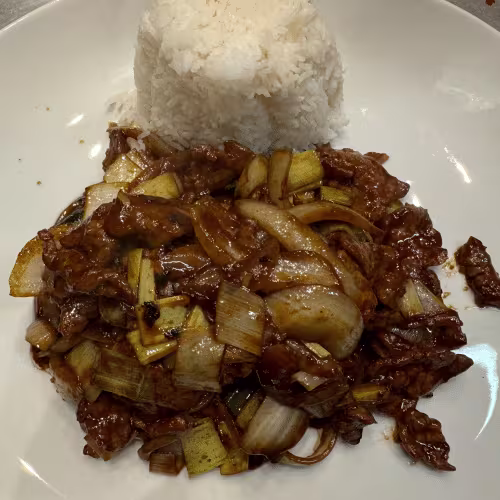 Rindfleisch mit schwarzem Pfeffer