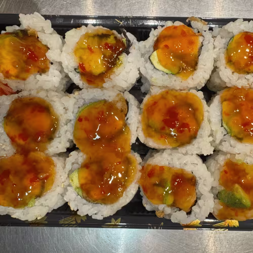 Chicken Avocado Maki (12 Stück)