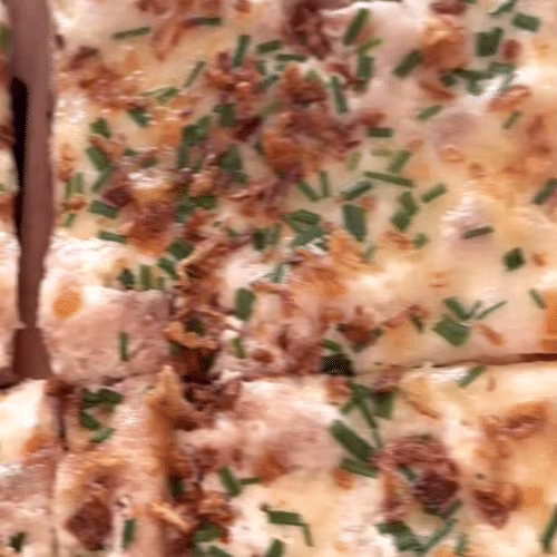 Käsespätzle Pizza (8 Stück)
