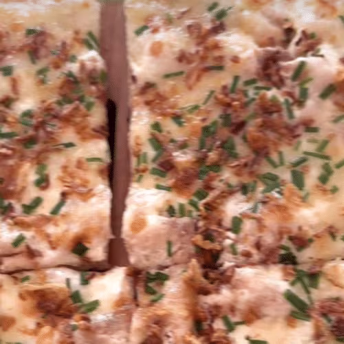 Käsespätzle Pizza (1 Stück)