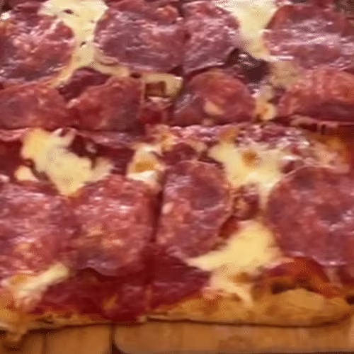 Salami Pizza (4 Stück)