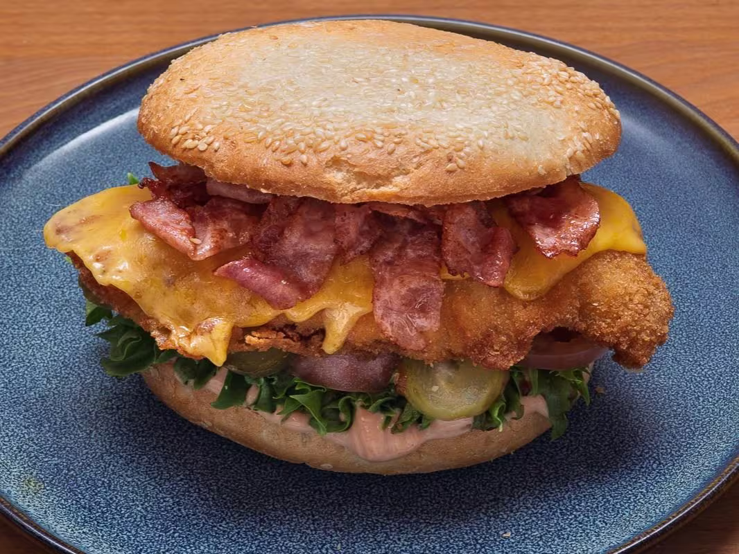 Chicken Burger mit becon