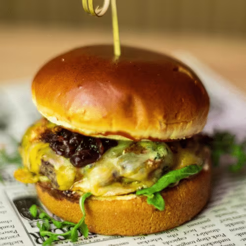 Chili-Cheeseburger (scharf)