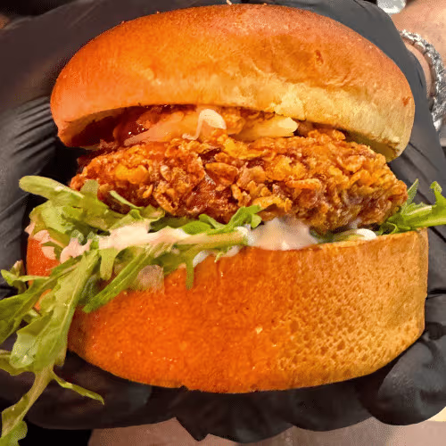 2 Guys Classic Chicken Burger