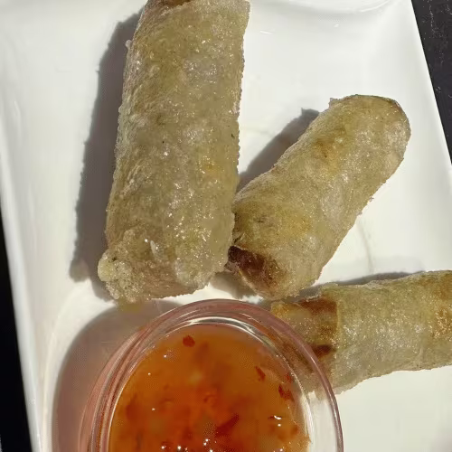 Vietnamesische Frühlingsrollen (3 Stück)