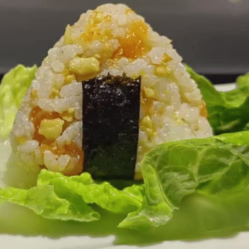 Onigiri Lachs (2 Stück)
