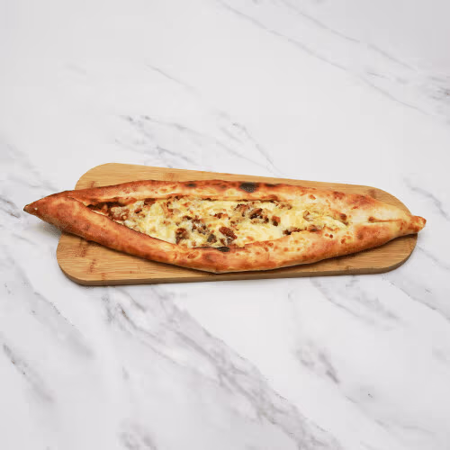 Pide mit Kalbfleisch