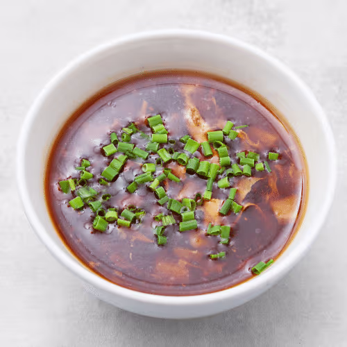 Sauer-Scharfe-Suppe
