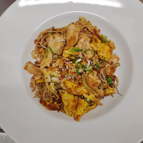 Nudeln mit Hühnerfleisch