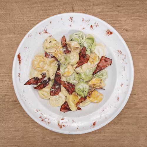 Tortellini in Sauce nach Wahl