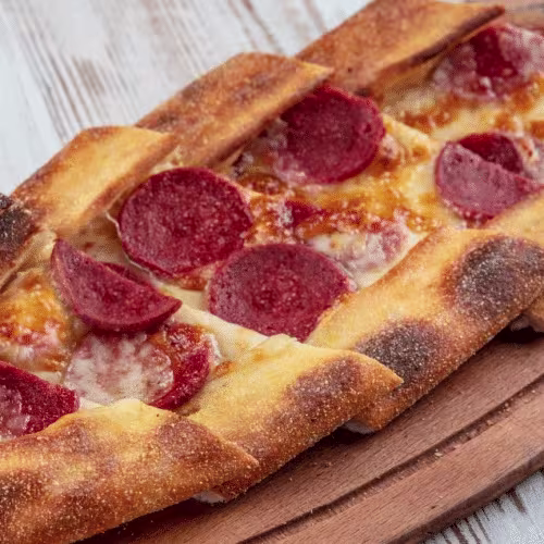 Salami Pide