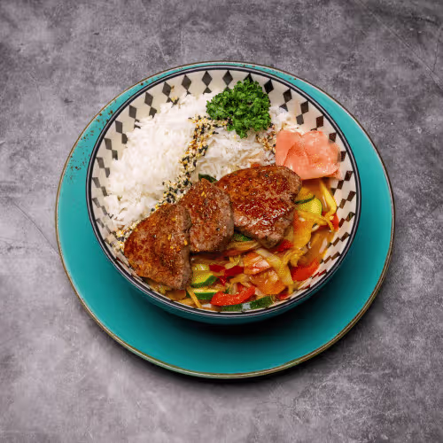 Wok mit Rinderfiletstreifen