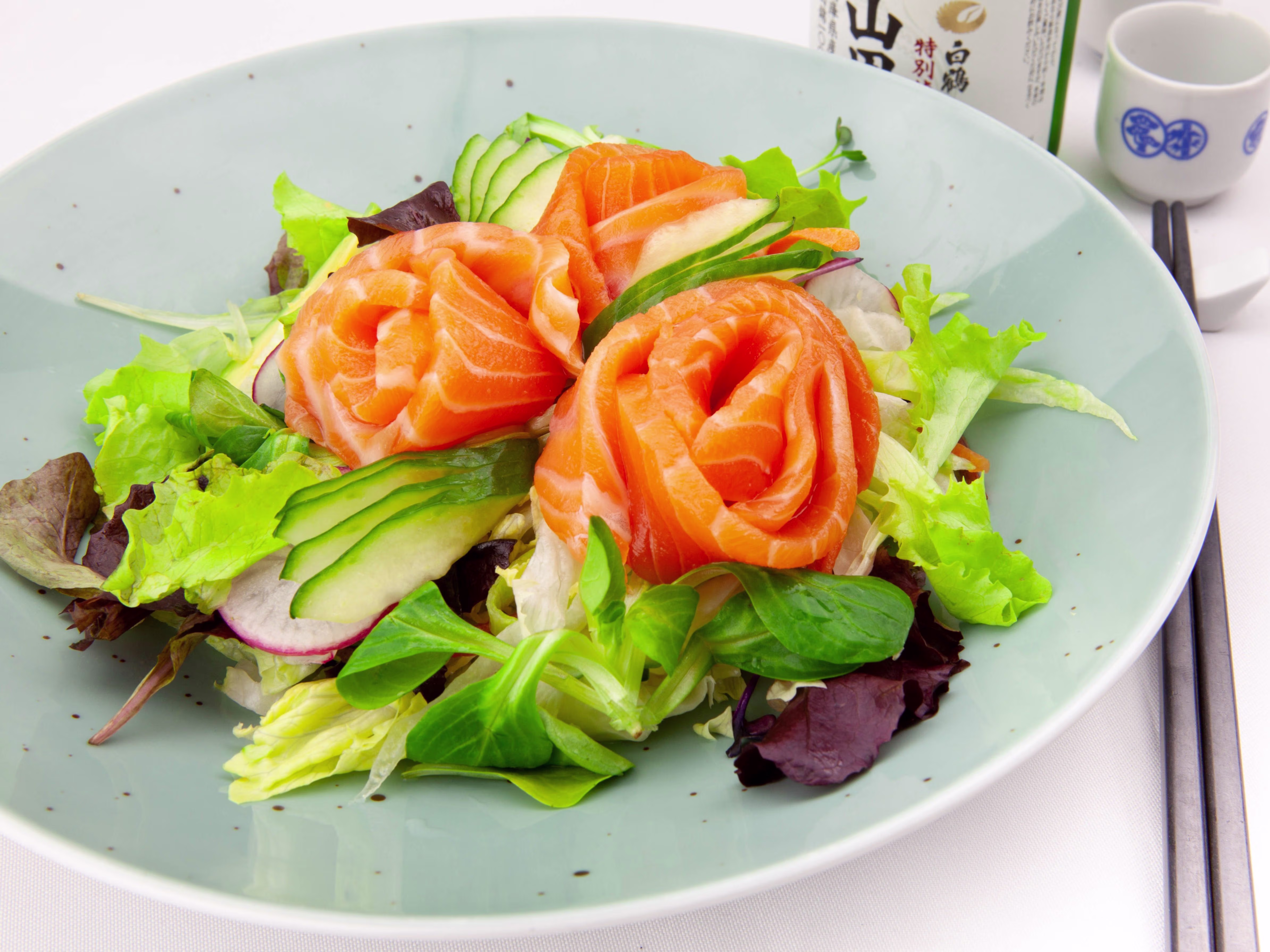 Sake Rose Salat