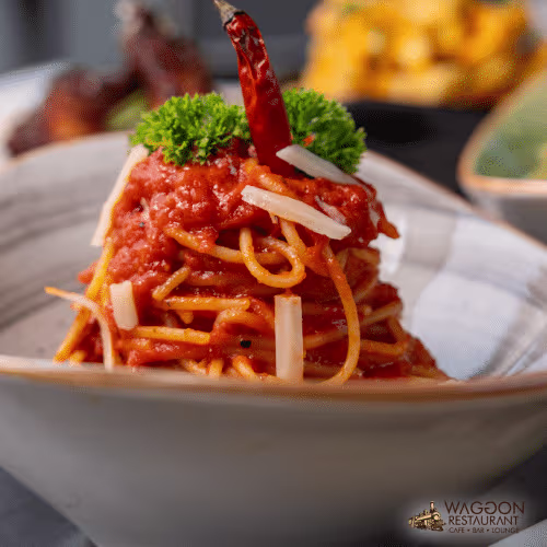 Spaghetti Puttenesca con Gamberetti