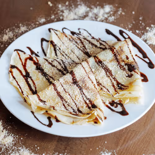 Palatschinken mit Nutella und Plazma Kekse