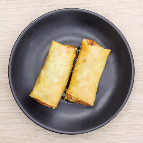 Hausgemachte Frühlingsrollen (2 Stück)