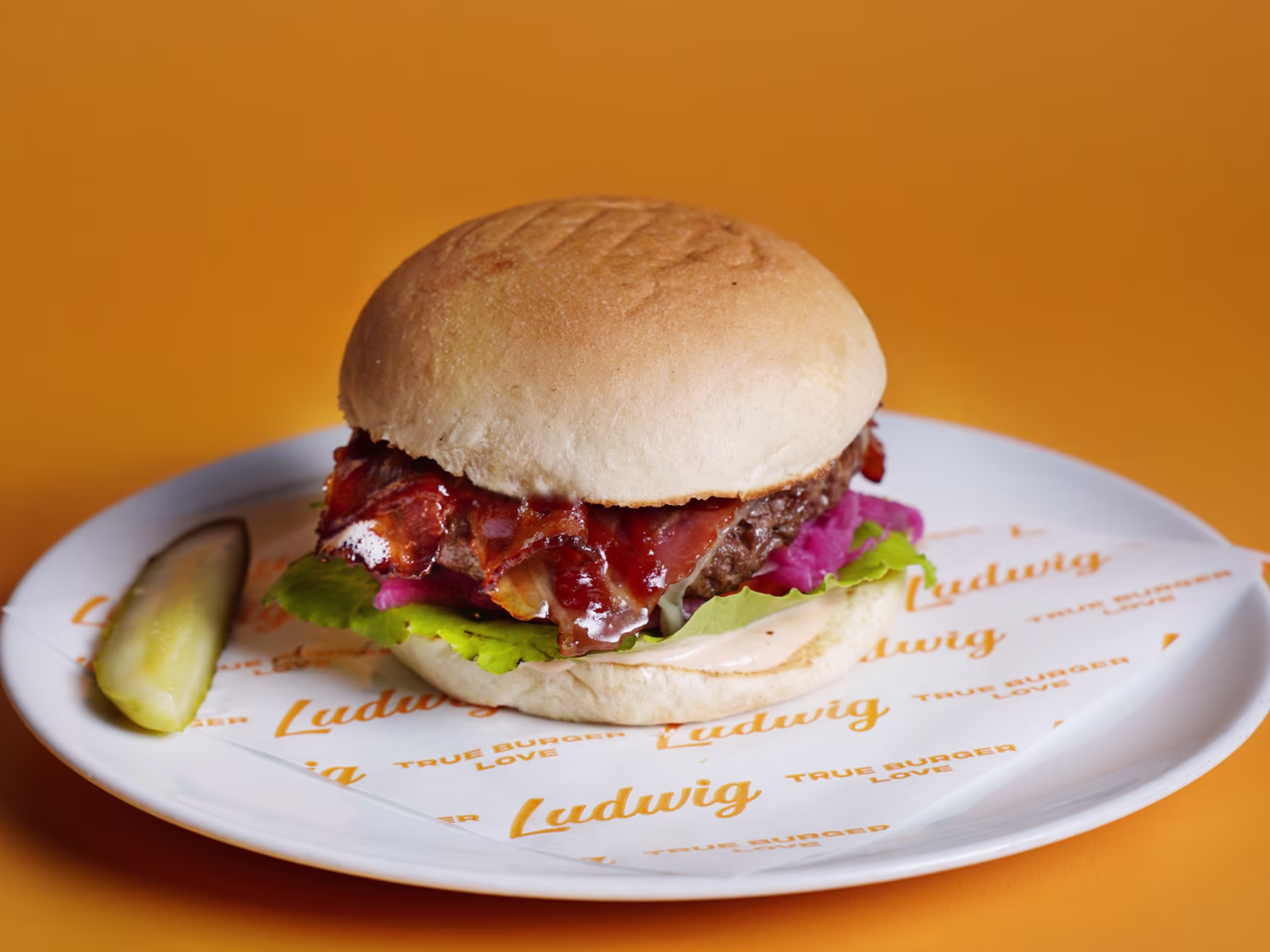 Speck-Zwiebel Burger