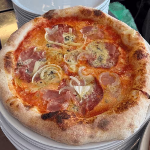Haus Pizza