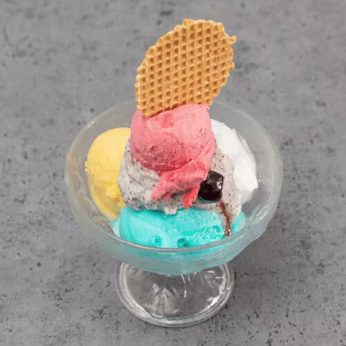 Kugeln im Becher (5 Stück)