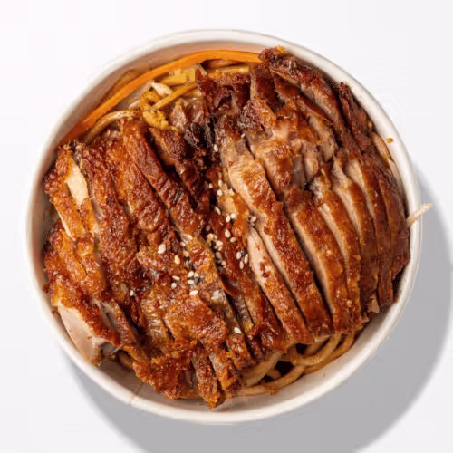 Nudeln mit knusprigem Entenfleisch