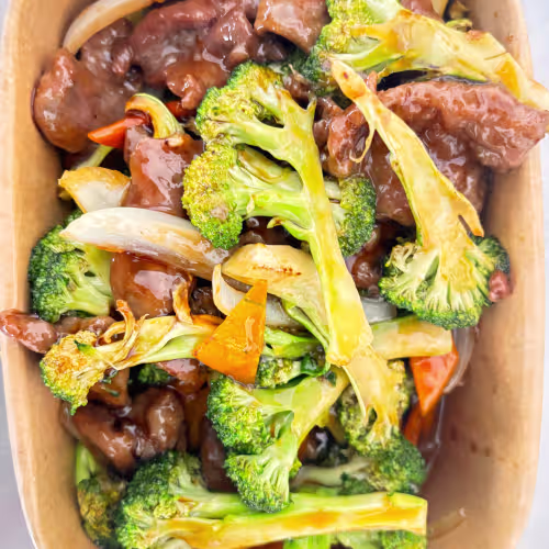 H65  Gebratenes Rindfleisch mit Broccoli