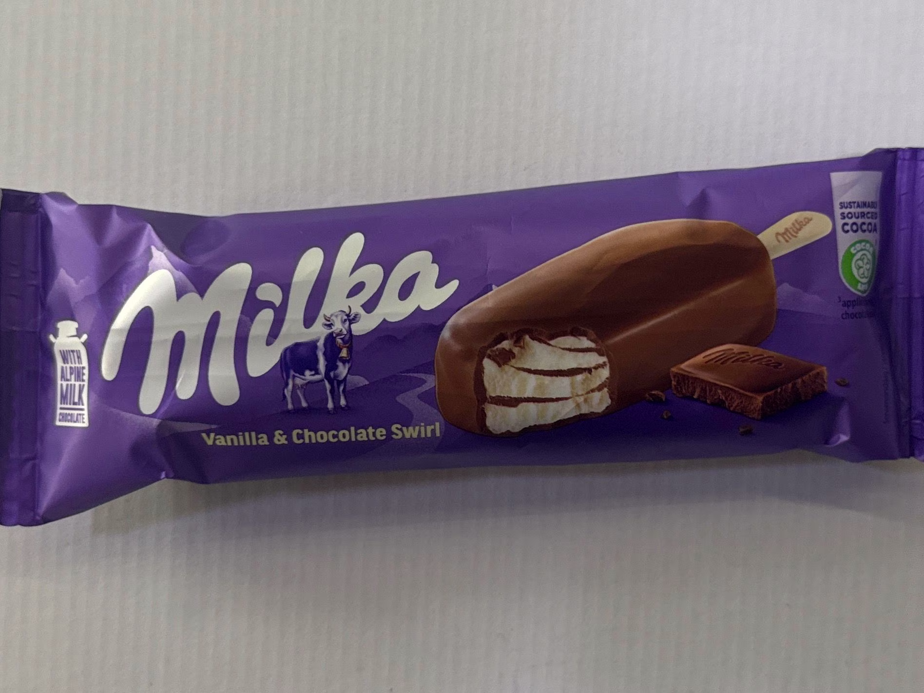 Milka vanilla & chocolate swirl