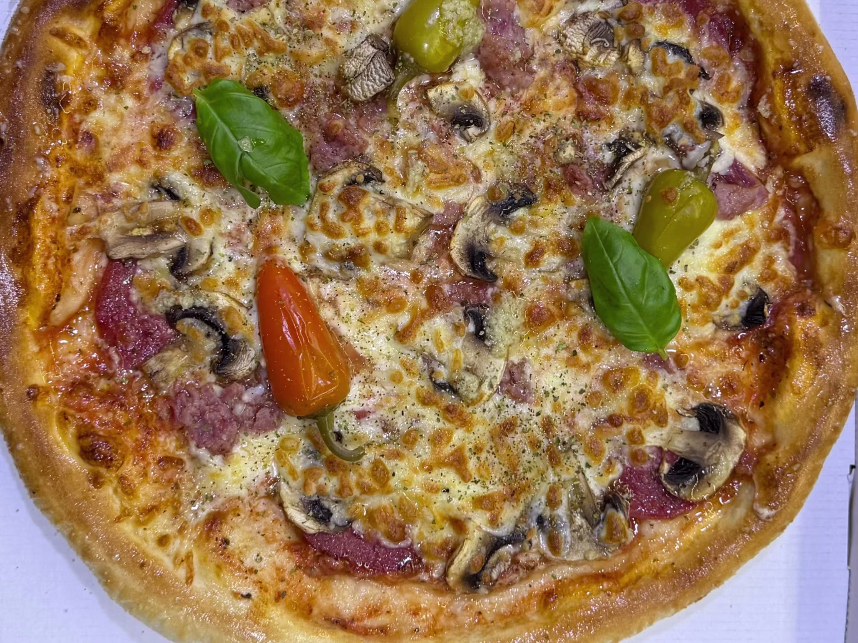 Pizza Diavolo (scharf)