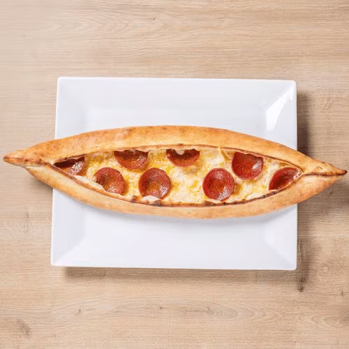 Sucuklu Pide