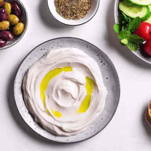Labneh Bil Toum (vegetarisch)