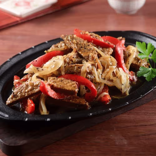 Veggie Beef mit Black-Peppersauce