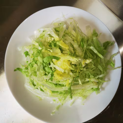 Grüner Salat