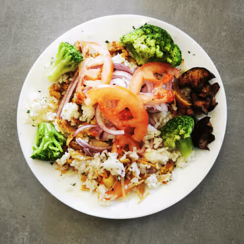 Reis mit Gemüse, Broccoli, Champignons und Mais