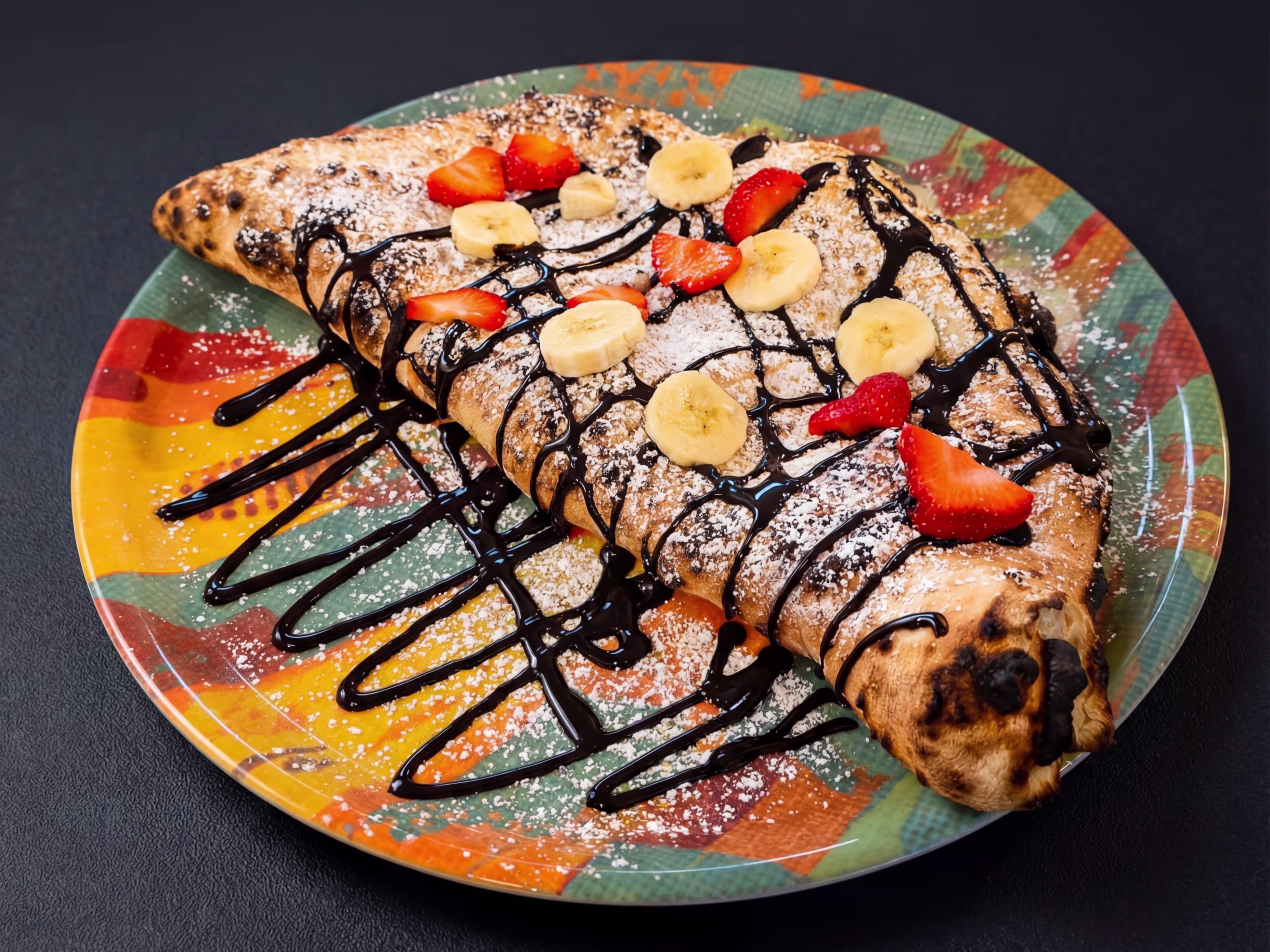 Pizza Calzone Nutella, mascarpone, banana, fragole