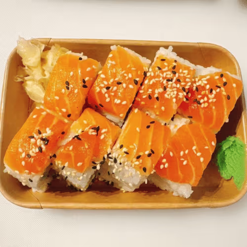 Sake Tempura Roll (8 Stück)