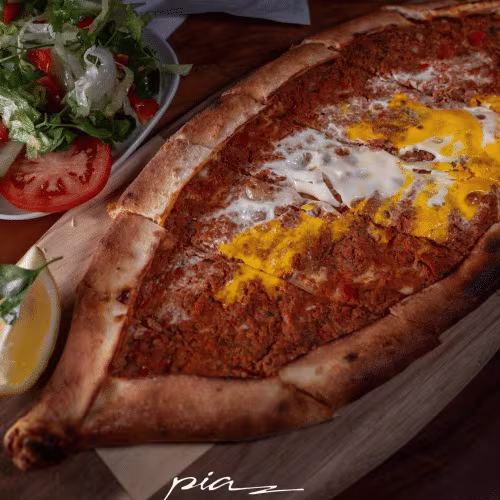 Pia Spezial Pide