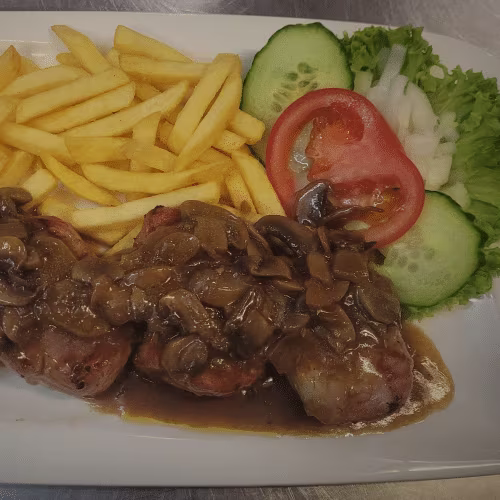 Svinjski kotleti u sosu - Schweinskoteletts in Soße mit reis