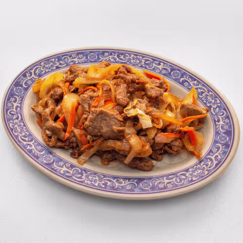 Rindfleisch mit Zwiebeln