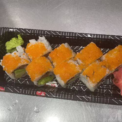 Sake Masago Maki (8 Stück)