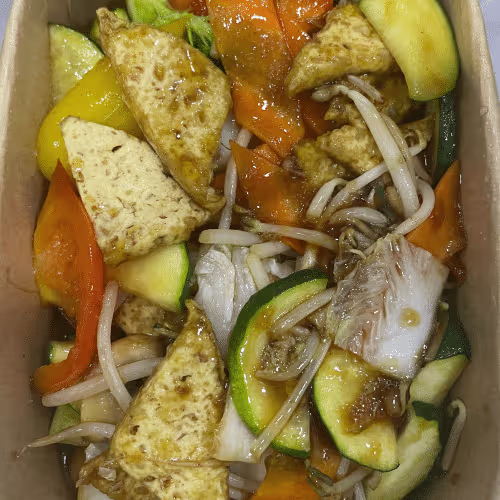 Tofu mit Wok Gemüse