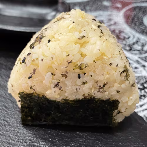 Tuna-Mayonnaise Onigiri