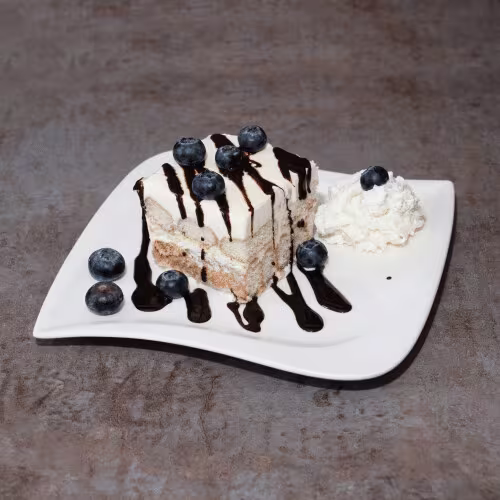 Hausgemachtes Tiramisu mit Schokolade