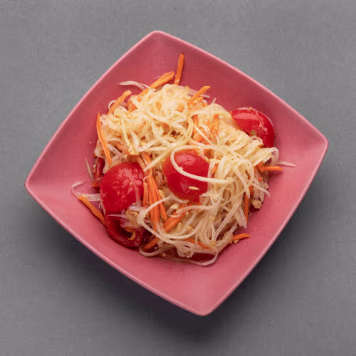 Som Tam Thai (scharf, leicht süßlich)
