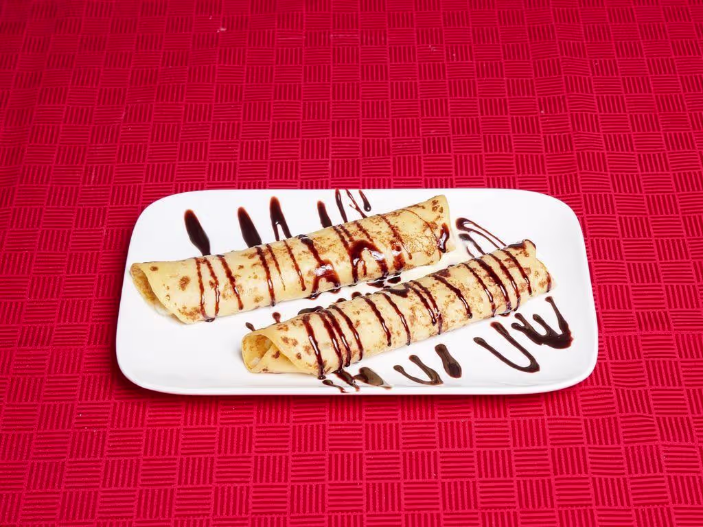Palatschinken mit Eis