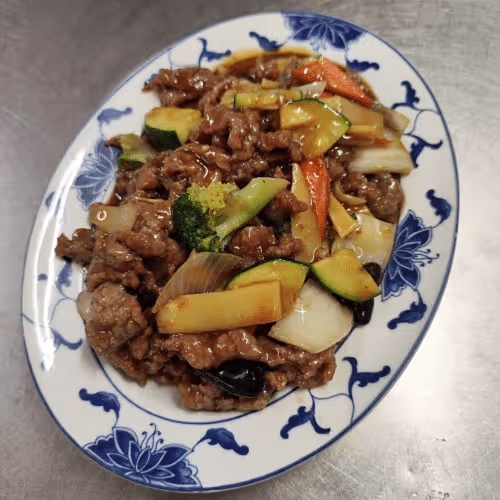 Rindfleisch mit Wokgemüse