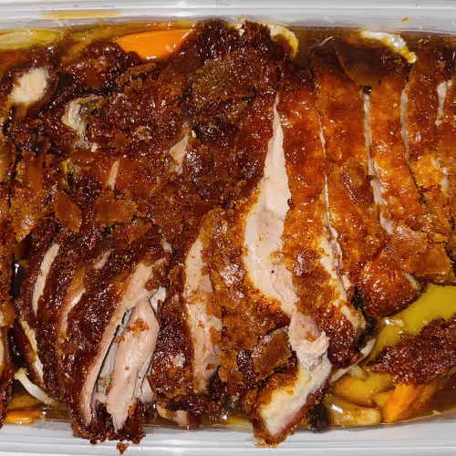 Ente mit Bambus und Pilzen