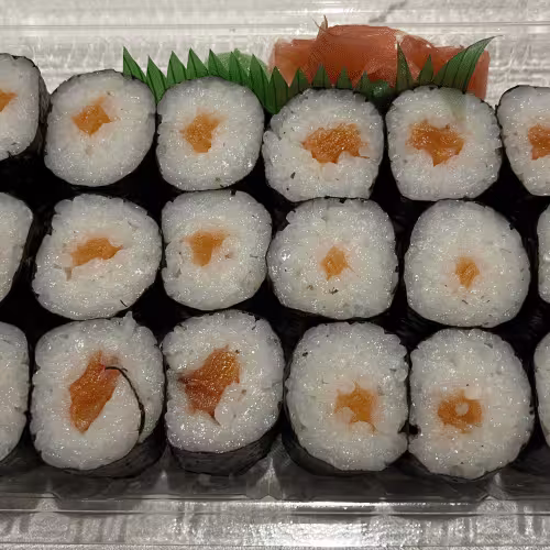 Lachs Maki (18 Stück)
